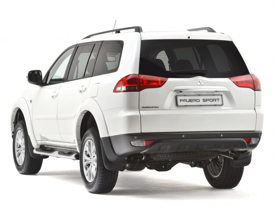  Mitsubishi Pajero Sport 2013 года  (ZA) (фото 9 из 12)